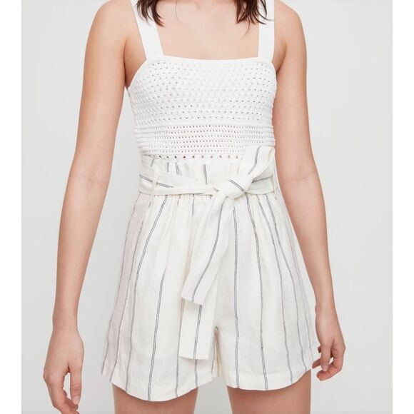 WILFRED Aritzia Cream Striped Linen Paperbag High Rise Glas Shorts Womens Small - Picture 2 of 7